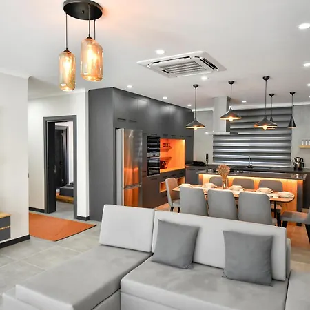 Mamon Luxury Life Villa *