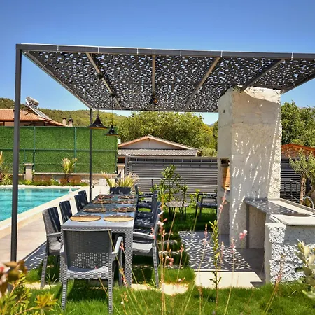 Villa Mamon Luxury Life